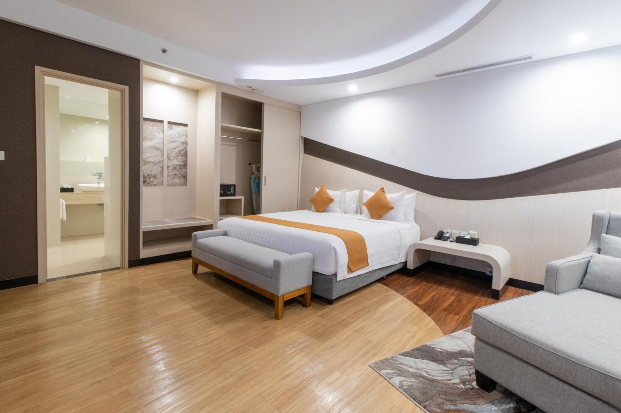 Aston Cirebon Hotel And Convention Center Eksteriør bilde