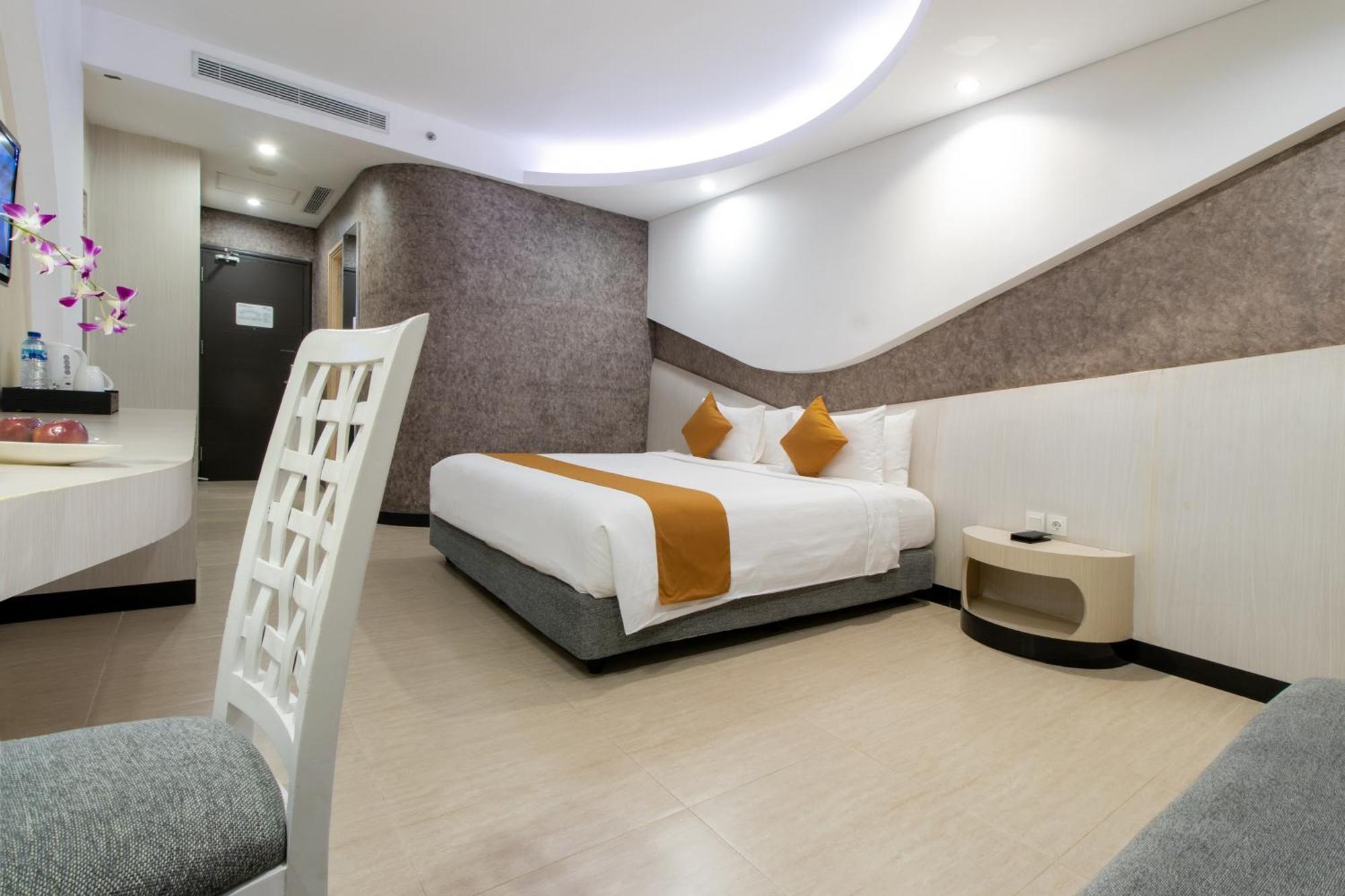 Aston Cirebon Hotel And Convention Center Eksteriør bilde